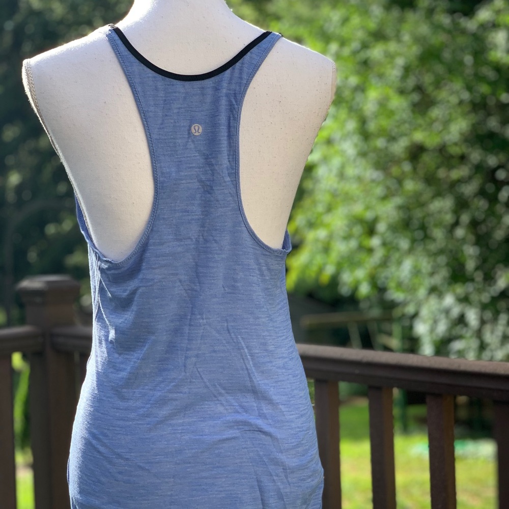 SALE! Lululemon Tank Top - Picture 1 of 6